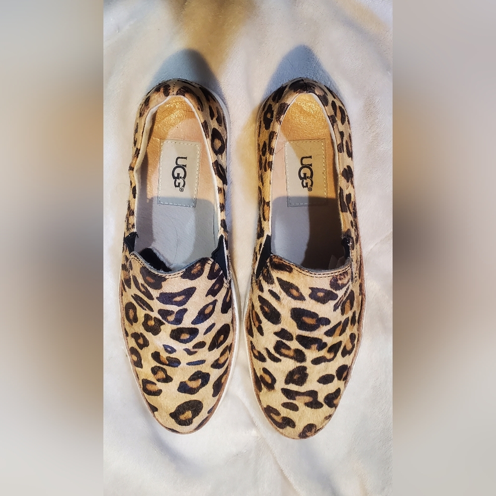 Womens slip on Uggs